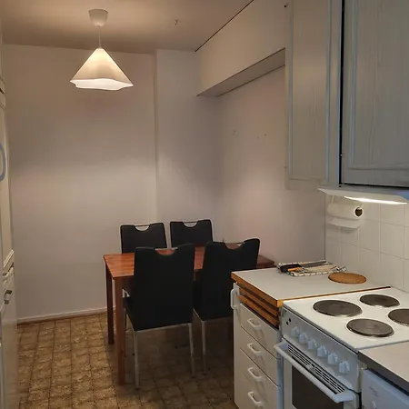 Center Apartment *